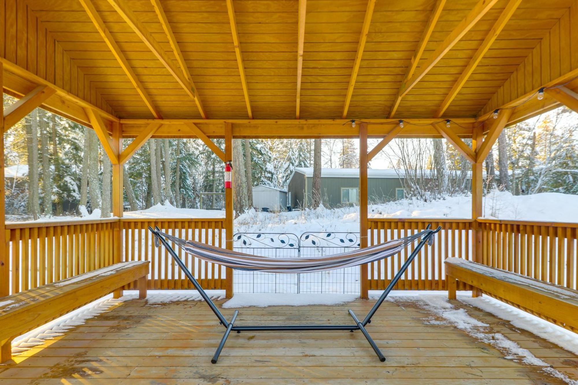 Columbia Falls Private Retreat Pool Table And Deck! Buitenkant foto