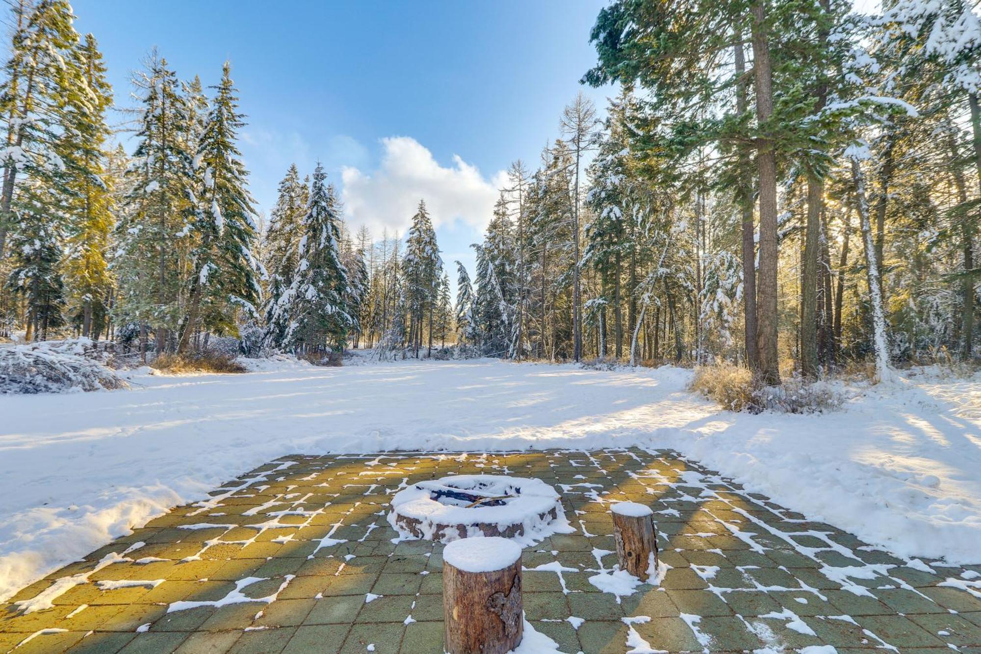 Columbia Falls Private Retreat Pool Table And Deck! Buitenkant foto